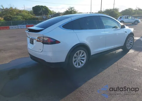 2018 Tesla Model X 100D/75D/P100D из США, поврежденный, VIN 5YJXCAE20JF096690